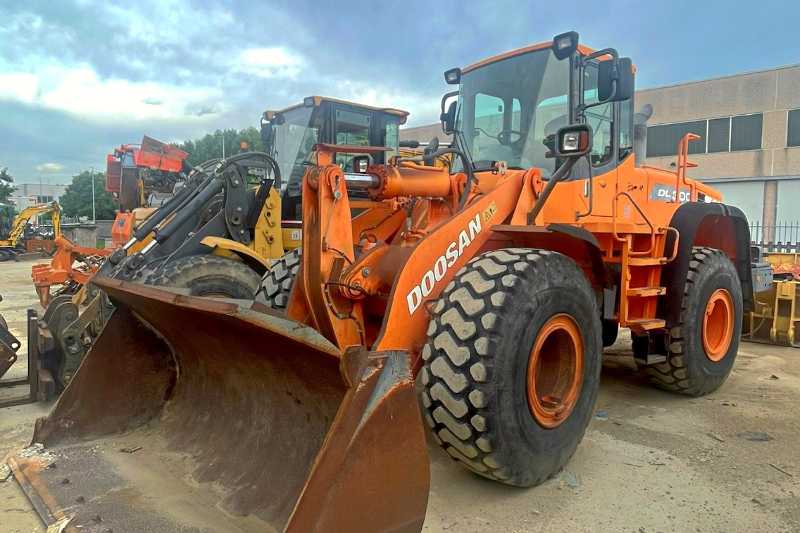 OmecoHub - Immagine DOOSAN DL300